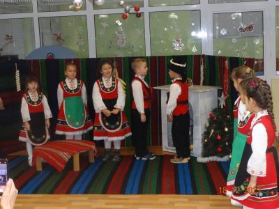 гр."Калинка" -Бъдни вечер - 18.12.2023г. - ДГ с яг. Осми март - Съединение